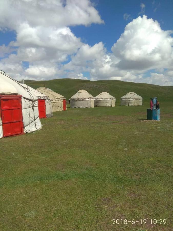 Pamir Nomad Yurt Camp Ξενοδοχείο Kara-Kavak Εξωτερικό φωτογραφία